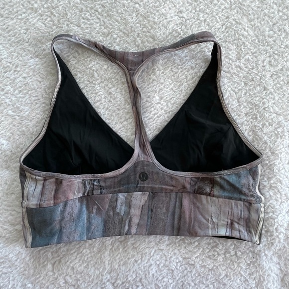 Lululemon Retreat Reversible Sports Bra - Picture 3 of 6